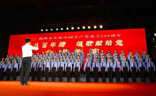 高建军在中原银行开封分行调研时强调 深度参与开封高质量发展 为开封勇做开路先锋再立新功